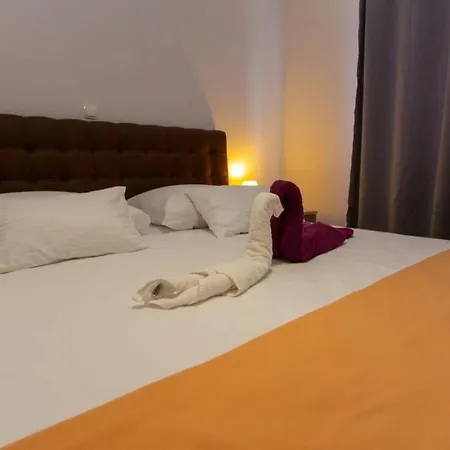 Vladimir #4 Makarska