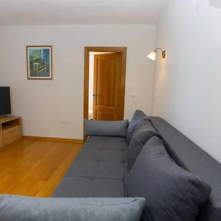 Vladimir #4 * Makarska