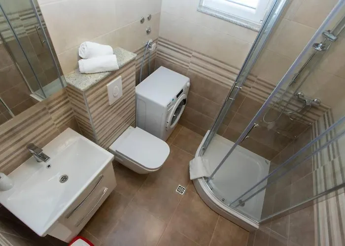 Vladimir #4 Apartment Makarska