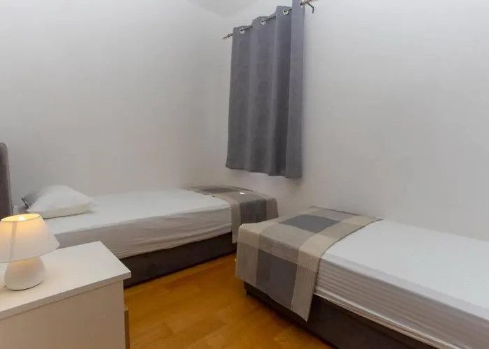 Apartment Vladimir #4 Makarska