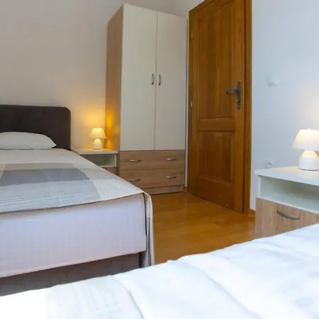 Vladimir #4 * Макарська