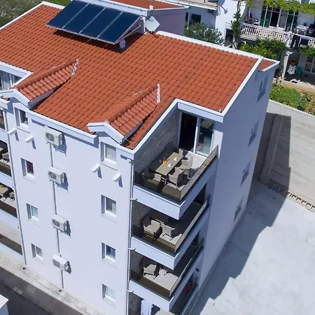 Vladimir #4 Апартаменти *