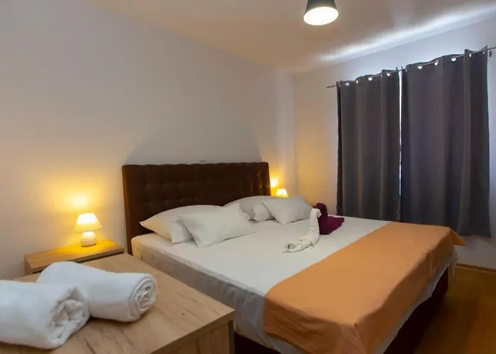 Vladimir #4 Apartment *